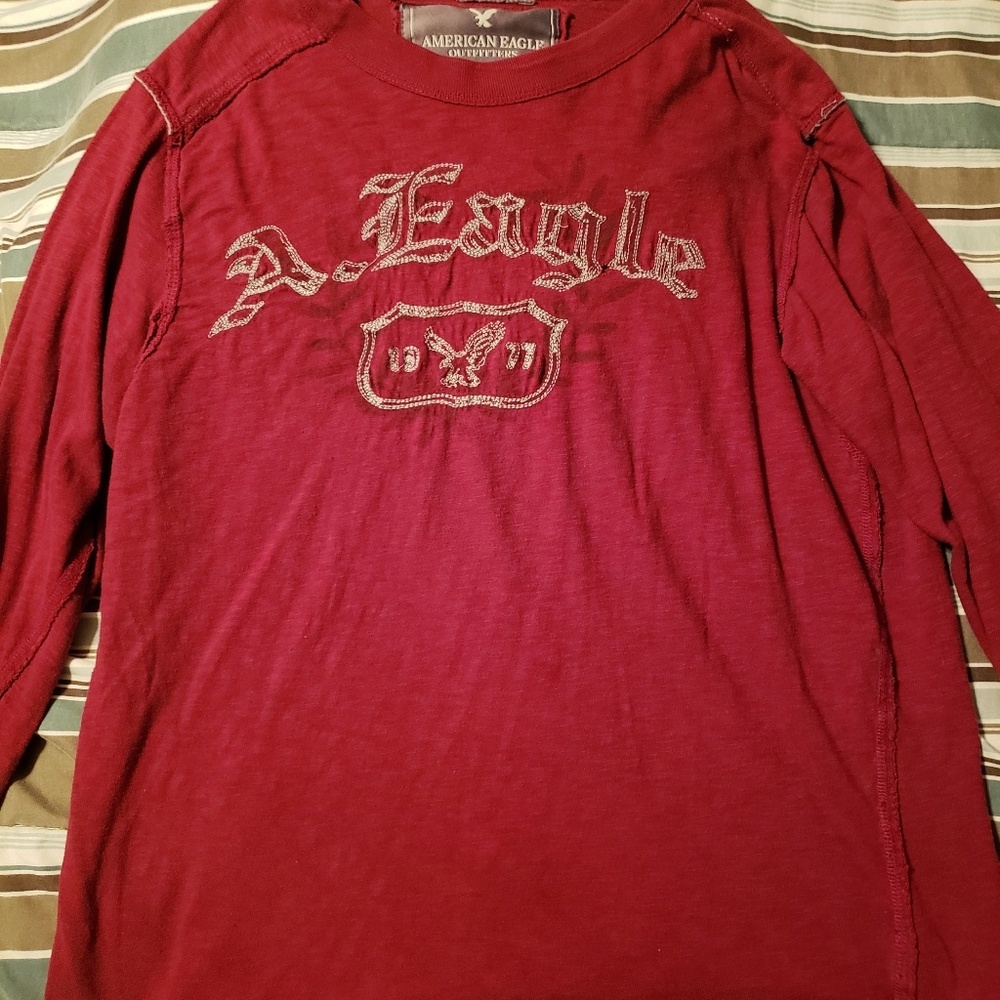 American Eagle shirt
